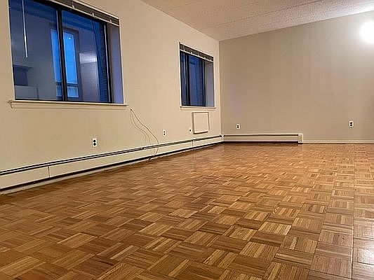 1st image of 2927 24th Ave