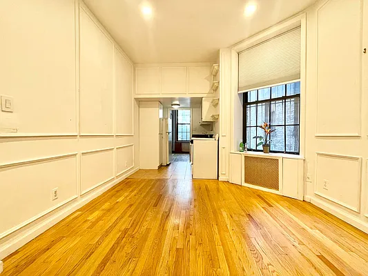 Rented by HOLTON REAL ESTATE INC. | media 10