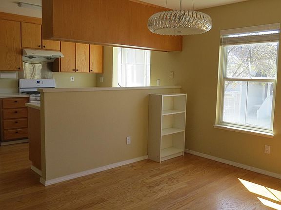Open dinning room off kitchen