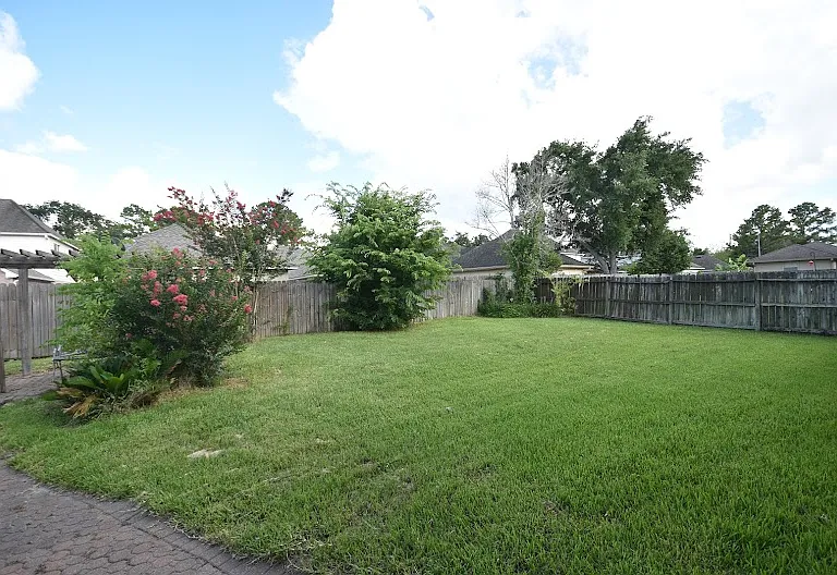 2527 Falcon Ridge St — Photo 20