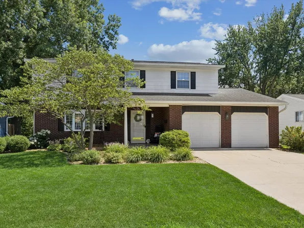 2305 E 31st St, Davenport, IA 52807