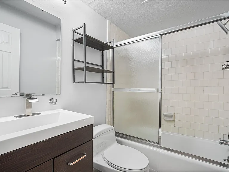 12633 Memorial Dr #118 — Photo 15
