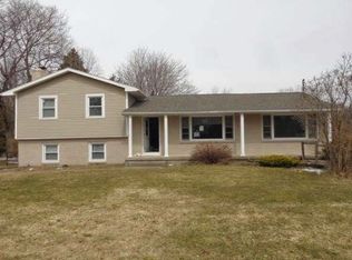 974 Hinchey Rd, Rochester, NY 14624