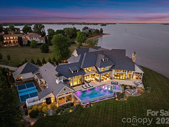 3rd image of 8515 Norman Estates Dr