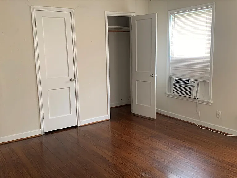 4420 Roseland St #5 — Photo 8