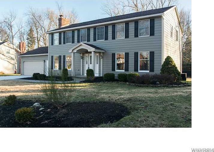 1st image of 142 Shadow Wood Dr