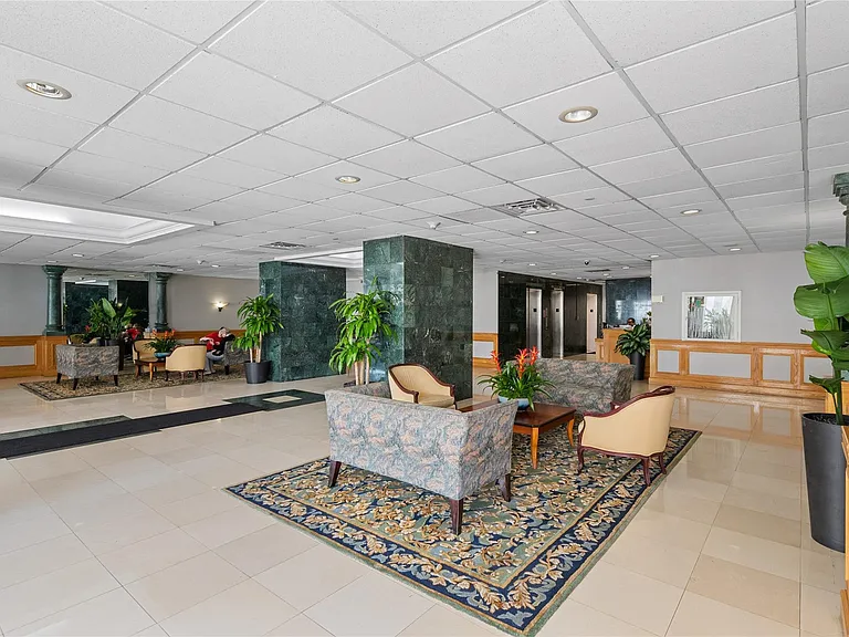 4010 Galt Ocean Dr #312 — Photo 36
