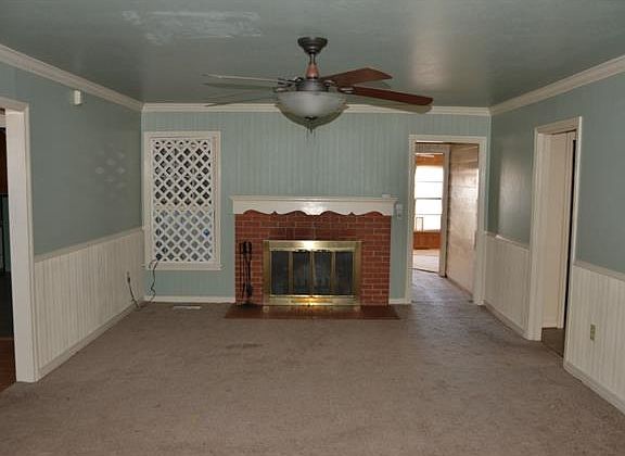 2nd image of 2309 Stratford Ct