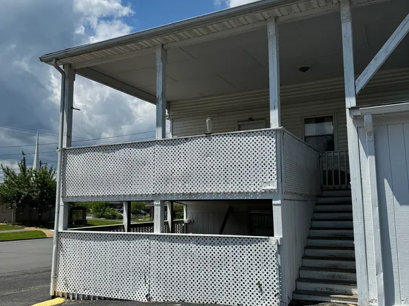 141 W 15th St Front 247, Front Royal, VA 22630