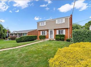 1308 Chaplin St, Conway, PA 15027