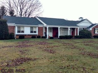 2052 Pine Cliff Rd, State College, PA 16801