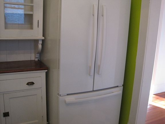 5th image of 4201 Springhill Ave