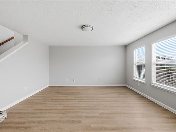 5th image of 2308 Shadabury Dr