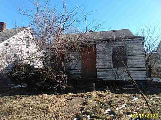 19644 Albany St