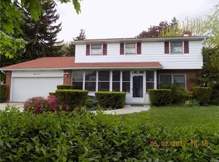 1890 Abington Rd, Bethlehem, PA 18018