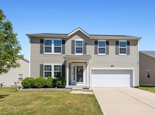 731 Rockshire Dr, Herculaneum, MO 63048