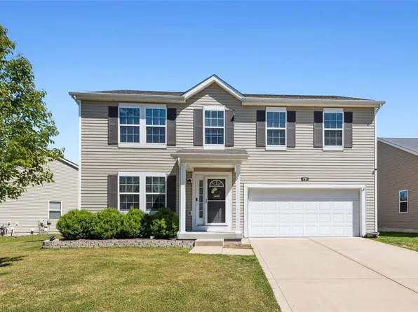 731 Rockshire Dr, Herculaneum, MO 63048