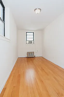 Rented by Perry Associates NYC Inc | media 13