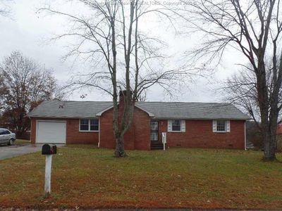 5440 Longview Dr, Cross Lanes, WV, 25313