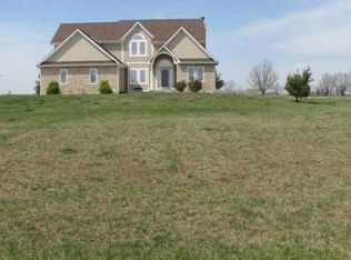 15706 S McClintock Dr, Pleasant Hill, MO 64080