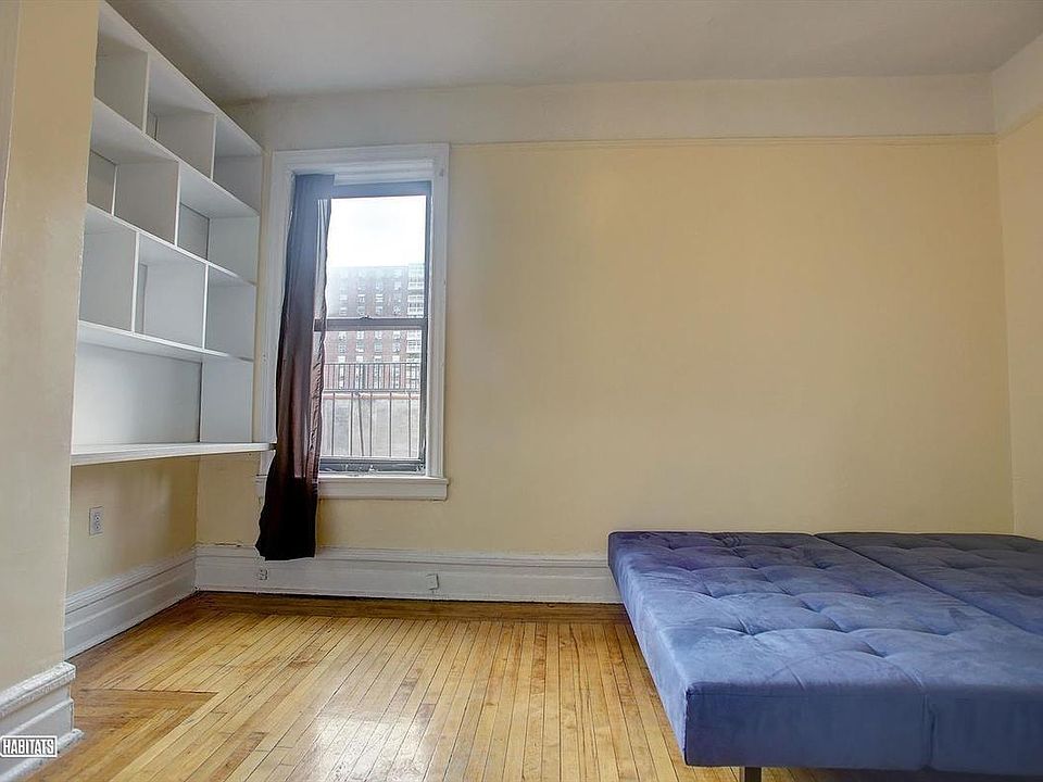 2nd image of 160 Claremont Ave APT 4J