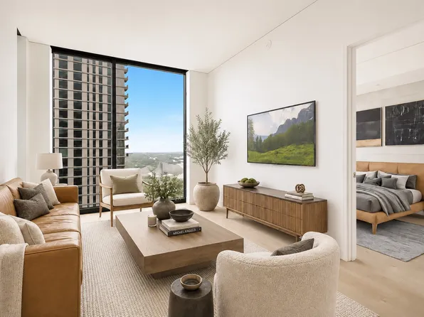 610 Davis St #2404, Austin, TX 78701