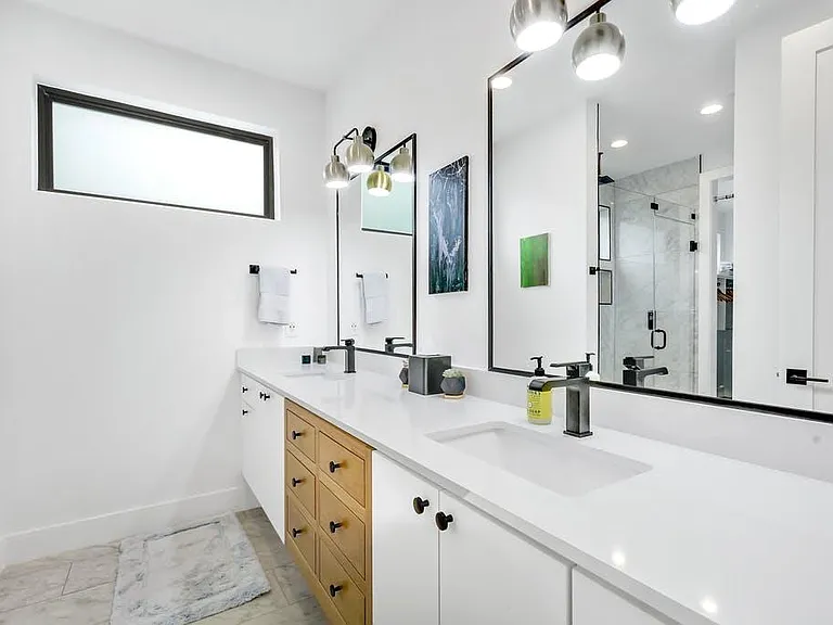 1710 Nash Ave — Photo 7