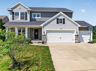2333 Willow Ln, Grand Blanc, MI 48439