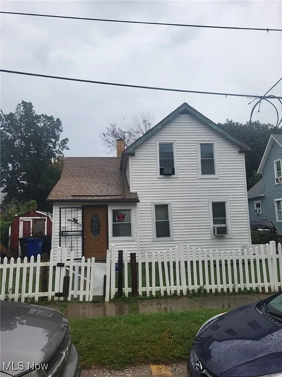 7284 Neville Ave photo 1