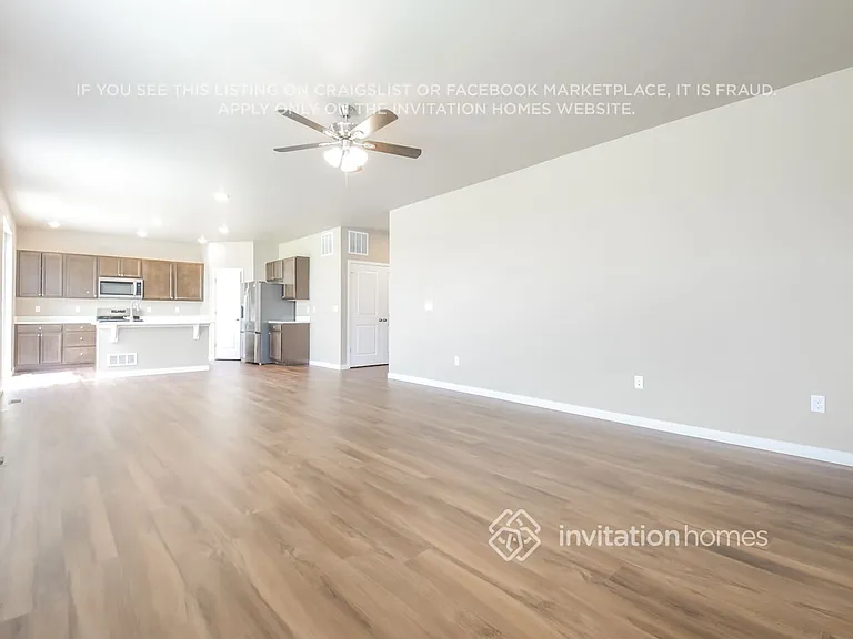 422 Elbert St — Photo 5