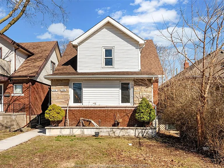 1156 Elm Ave #UPPER — Photo 2