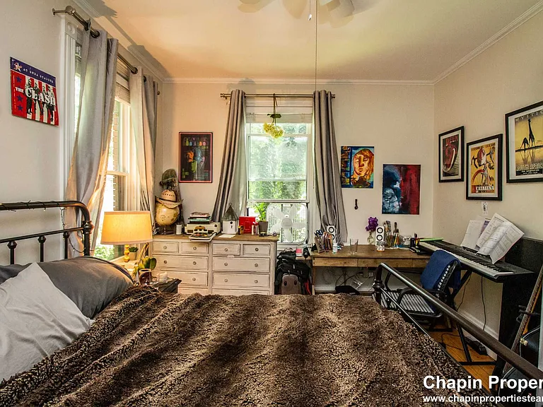 Cypress St — Photo 44