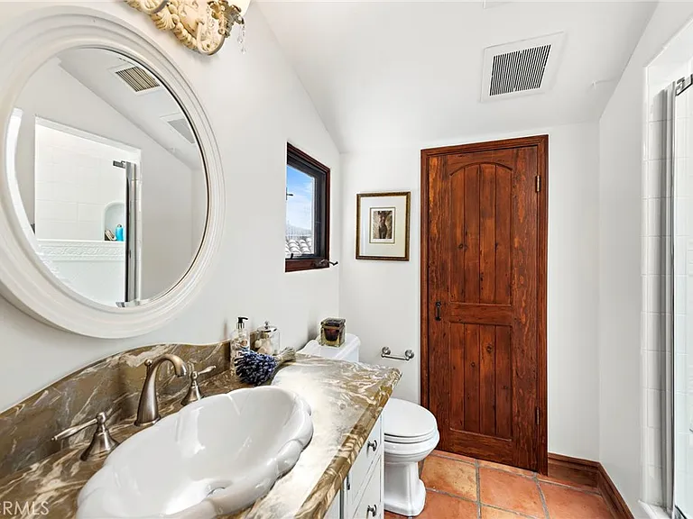 1280 Morningside Dr — Photo 40