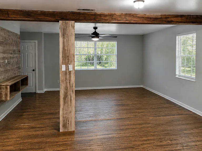 1202 Joseph Ave — Photo 6