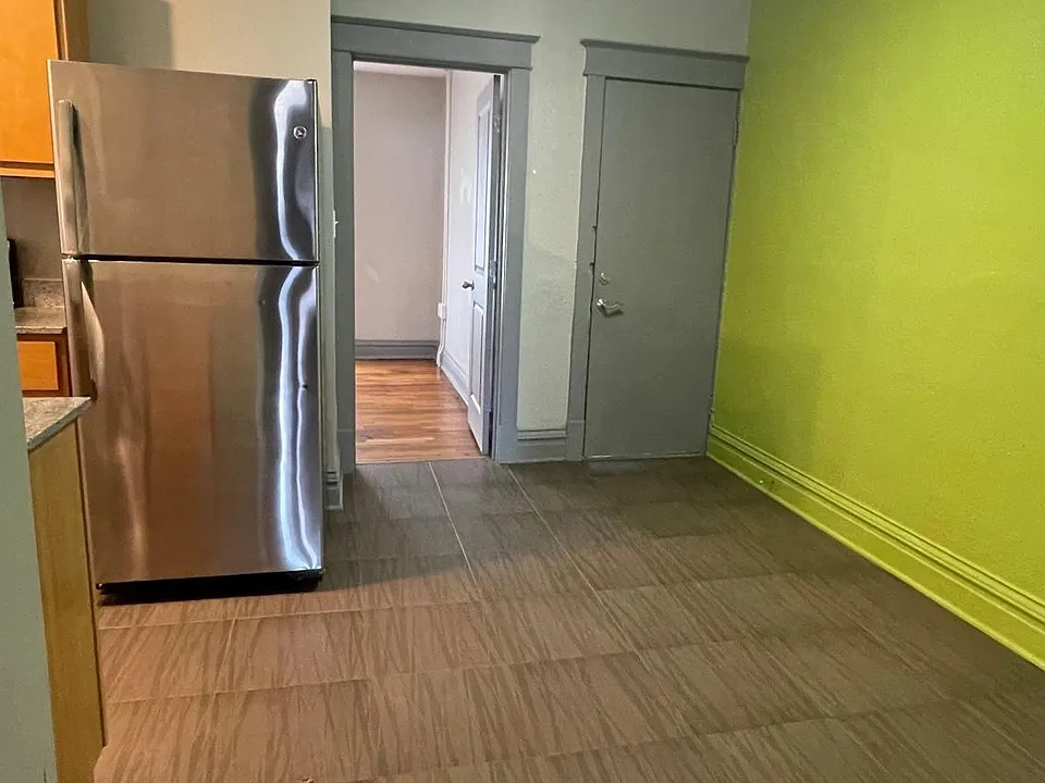 4340 McRee Ave #1W