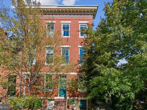 102 W Lee St, Baltimore, MD 21201