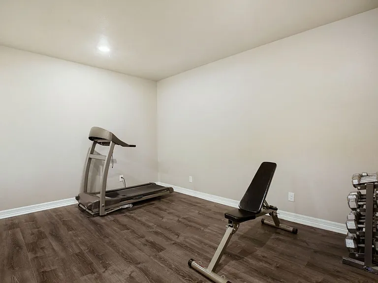 13897 Barbour St — Photo 23
