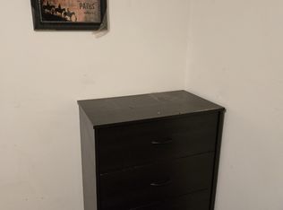 213 S Cedar Ave APT 10, Elizabethton, TN 37643