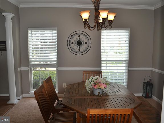 4th image of 6861 Jockey Club Ln