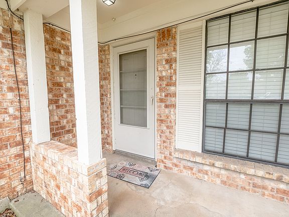 2nd image of 1056 Cottonwood Trl