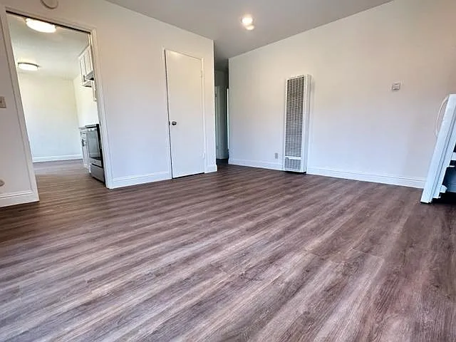 1634 Milvia St — Photo 8