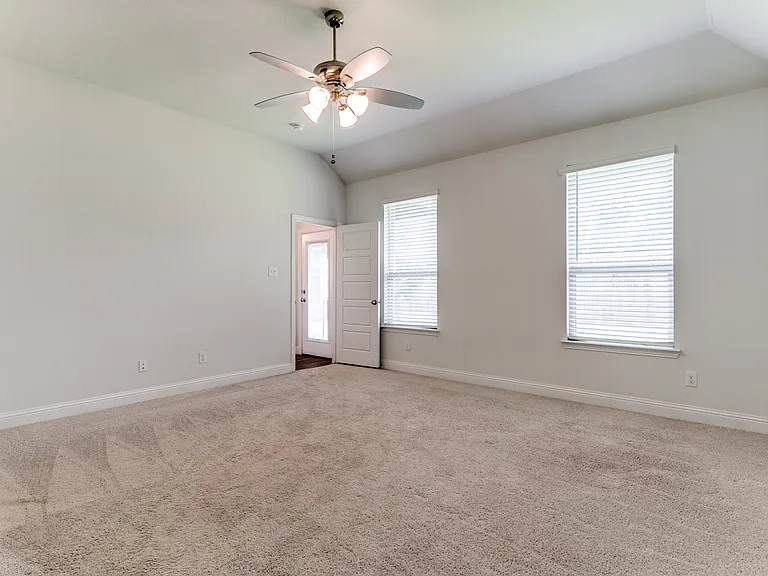 3701 Trillium Dr — Photo 20