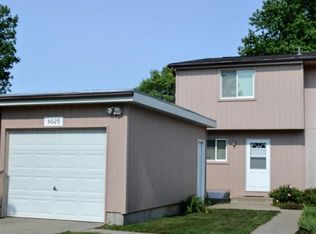 5029 Southwood Cir, Lincoln, NE 68512