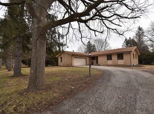 229 Highland Ave, Algonquin, IL 60102