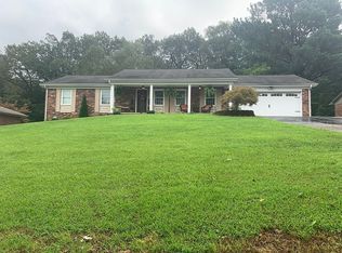 170 Skylark Dr, Paducah, KY 42001