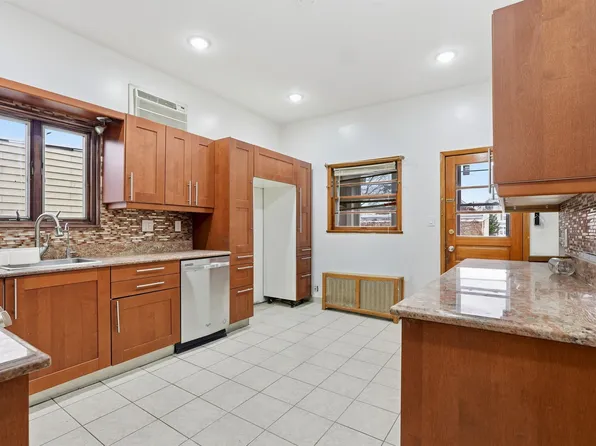 143 West 26th Street image 3 of 12