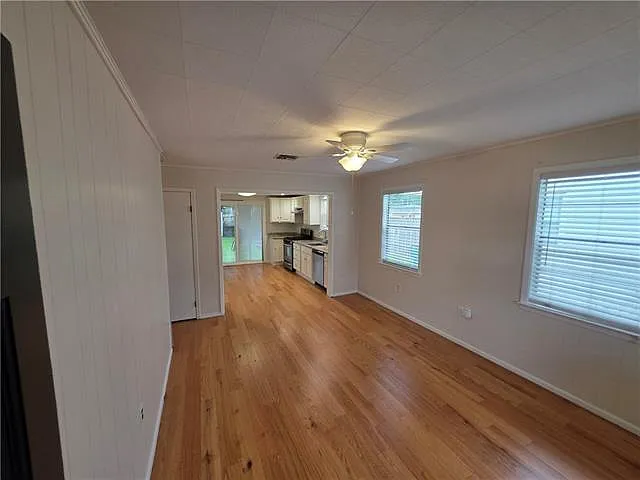 3927 Bauvais St — Photo 2