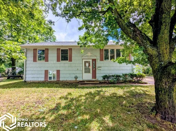 603 N Collins Cir, Mount Pleasant, IA 52641