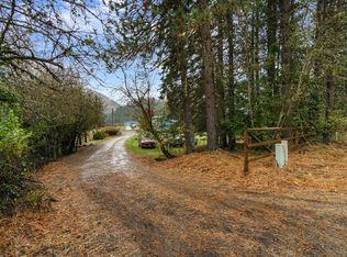 5456 S Wolf Lodge Creek Rd, Coeur D Alene, ID 83814