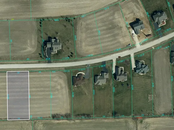 2611 Newbury Ln, Caledonia, IL 61011